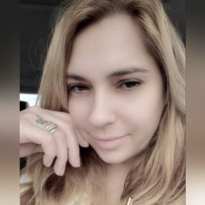 Meet your Posher, Ash Rose